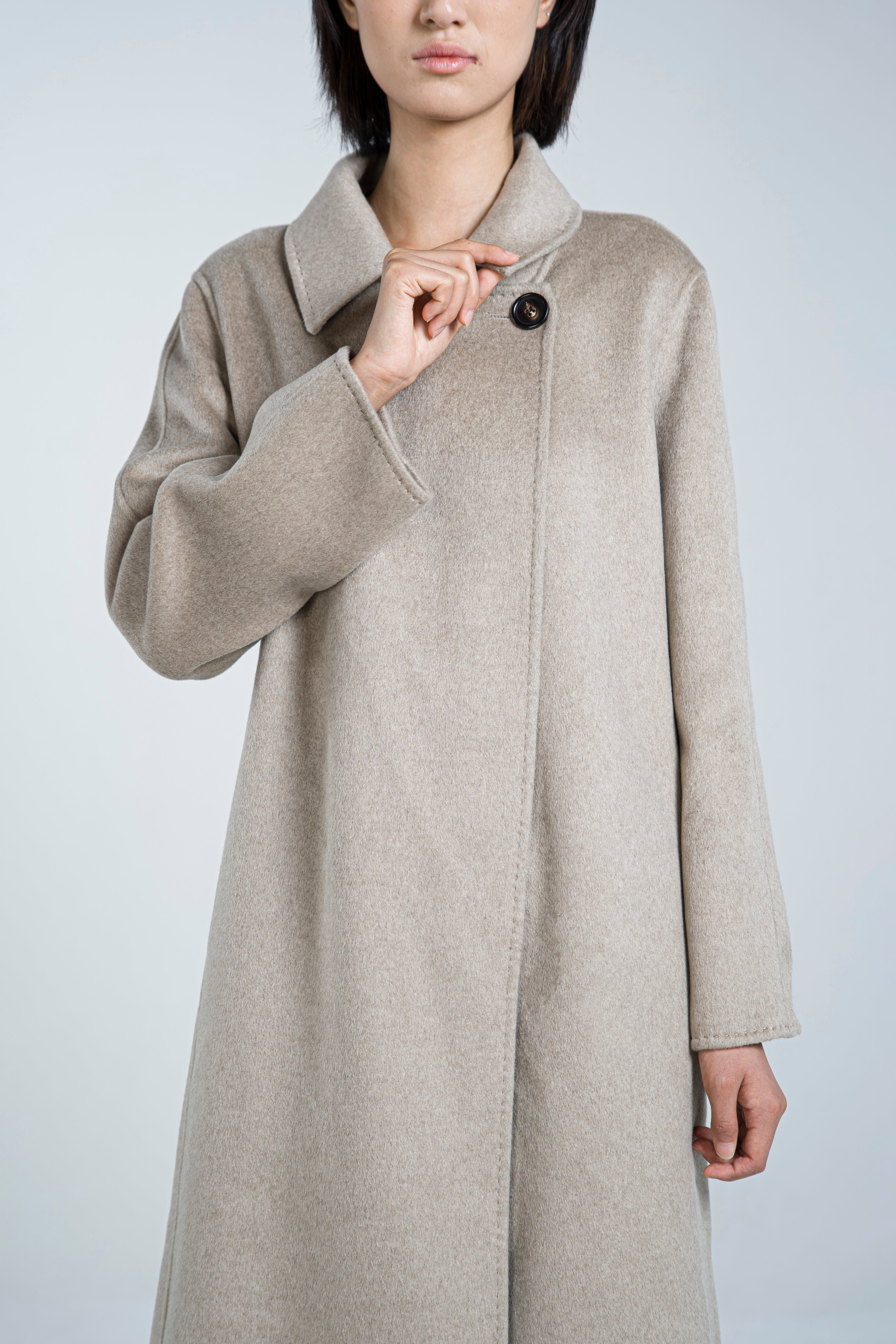 One-button Narrow Lapel
