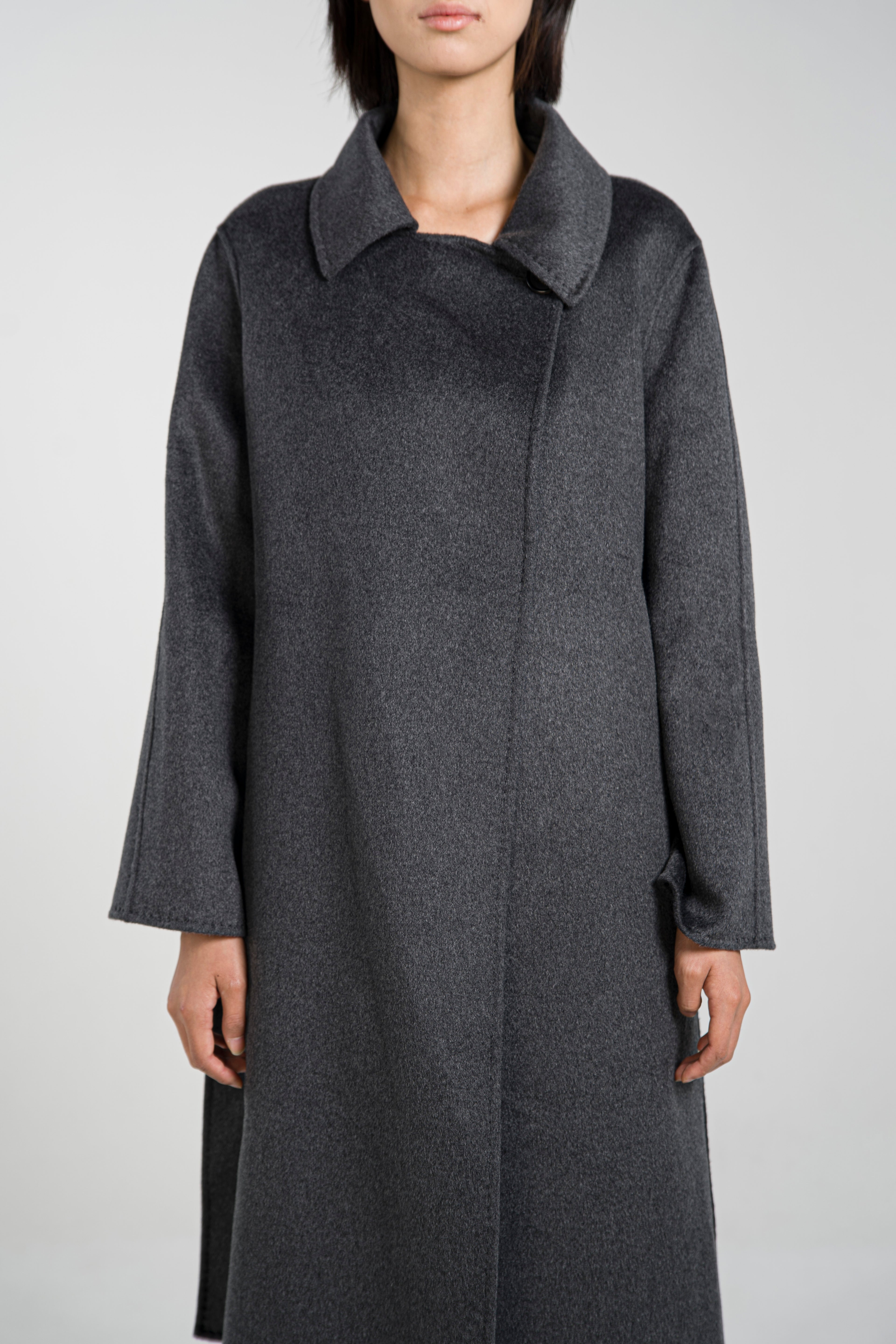 One-button Narrow Lapel