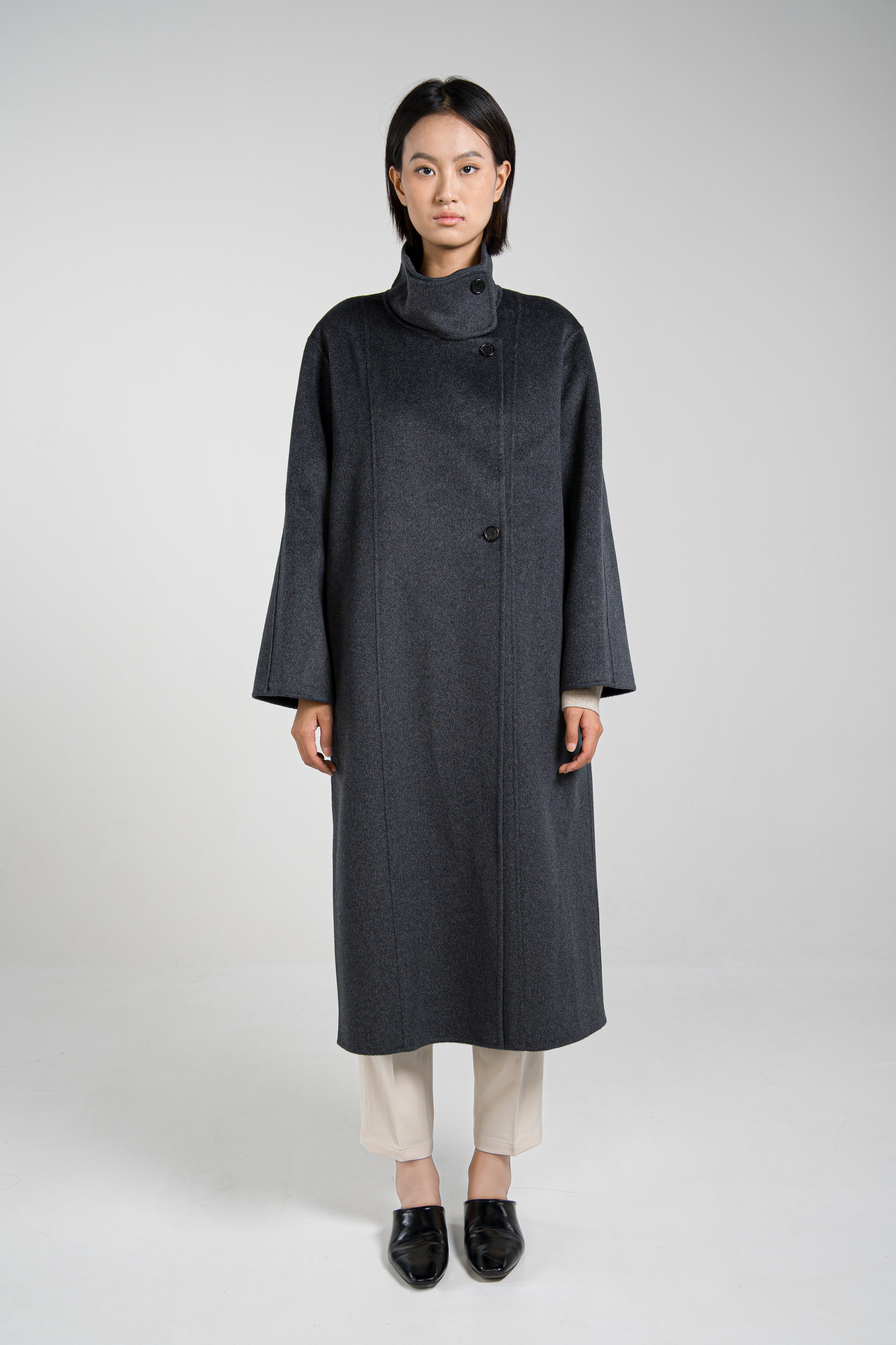 Stand-collar Straight Cut