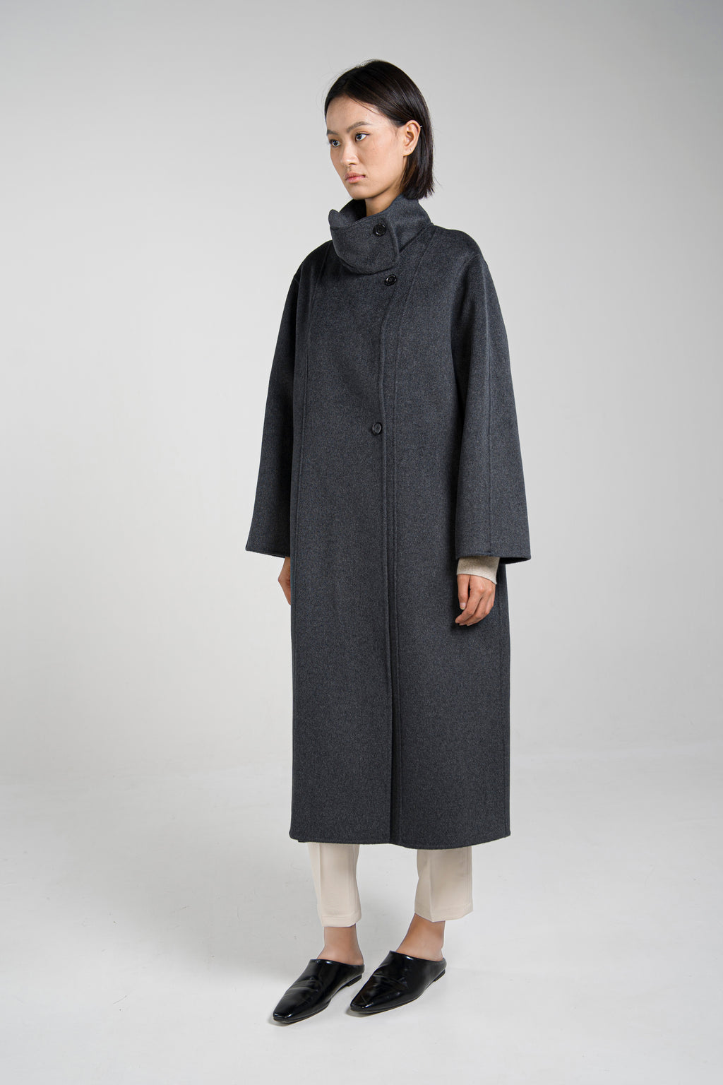 Stand-collar Straight Cut
