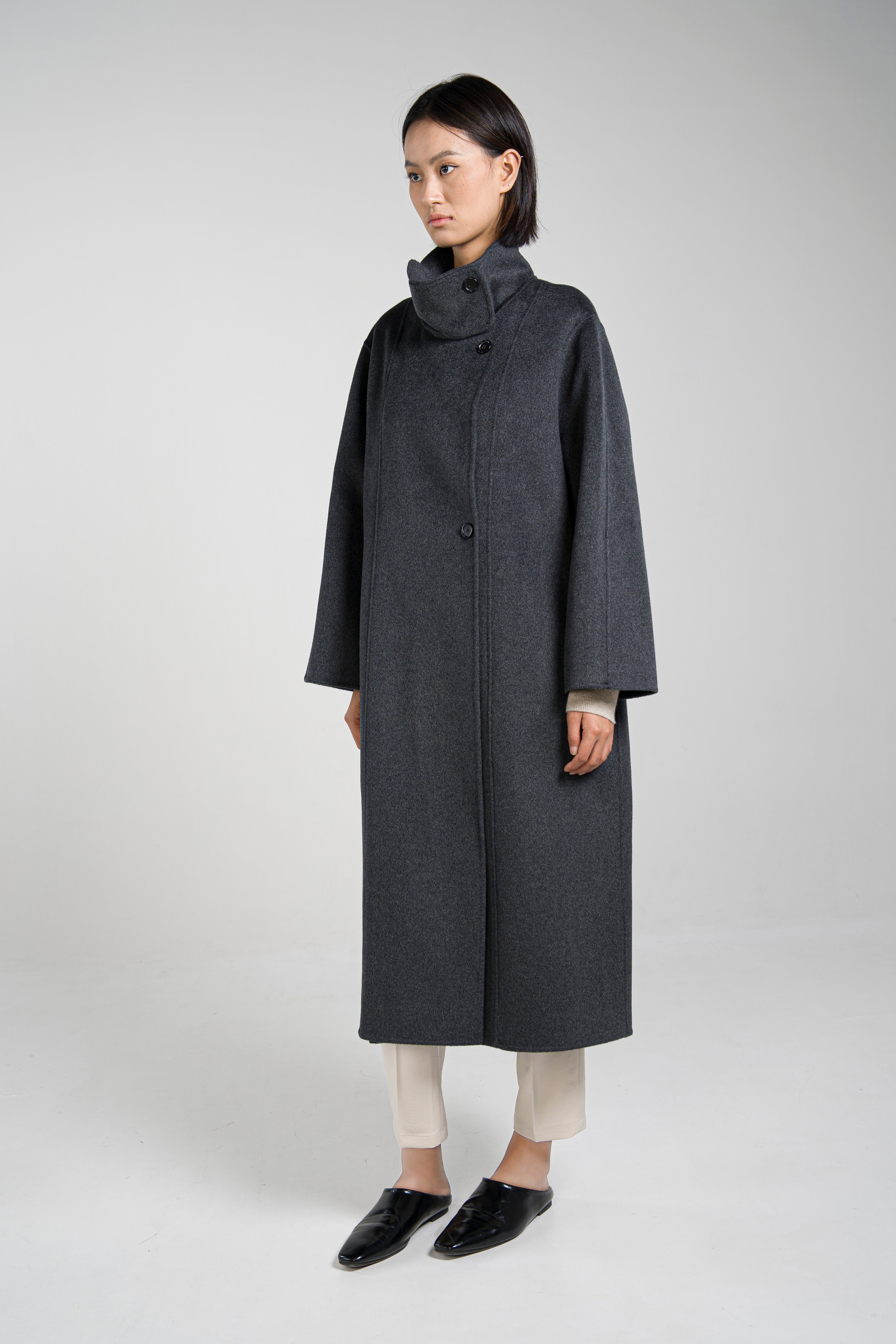 Stand-collar Straight Cut