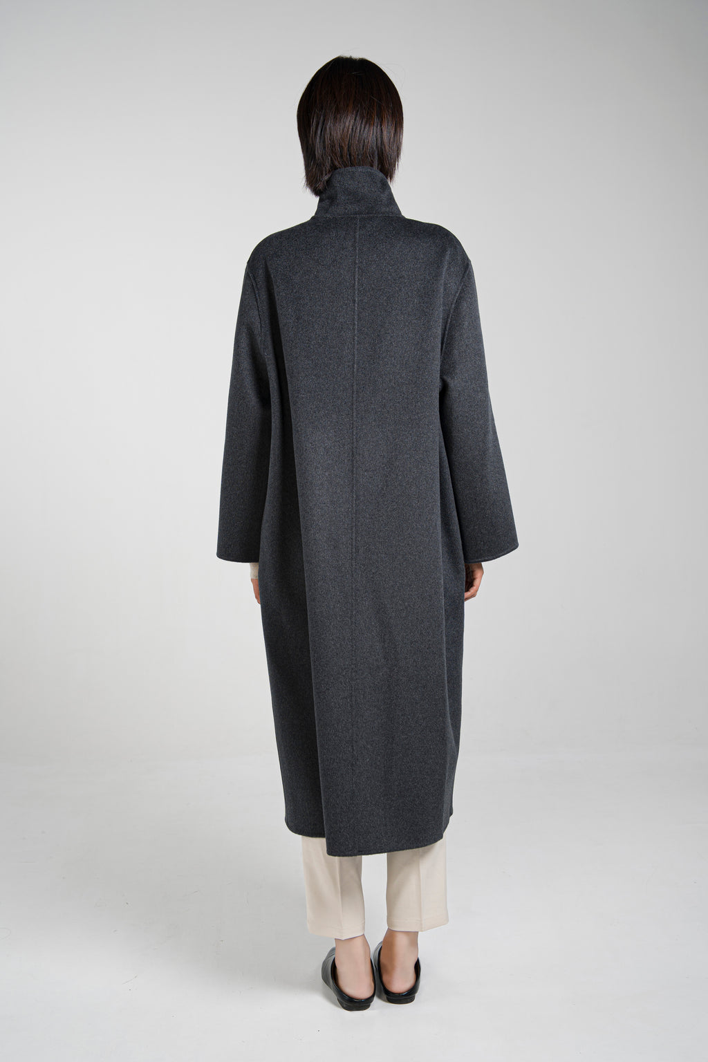 Stand-collar Straight Cut