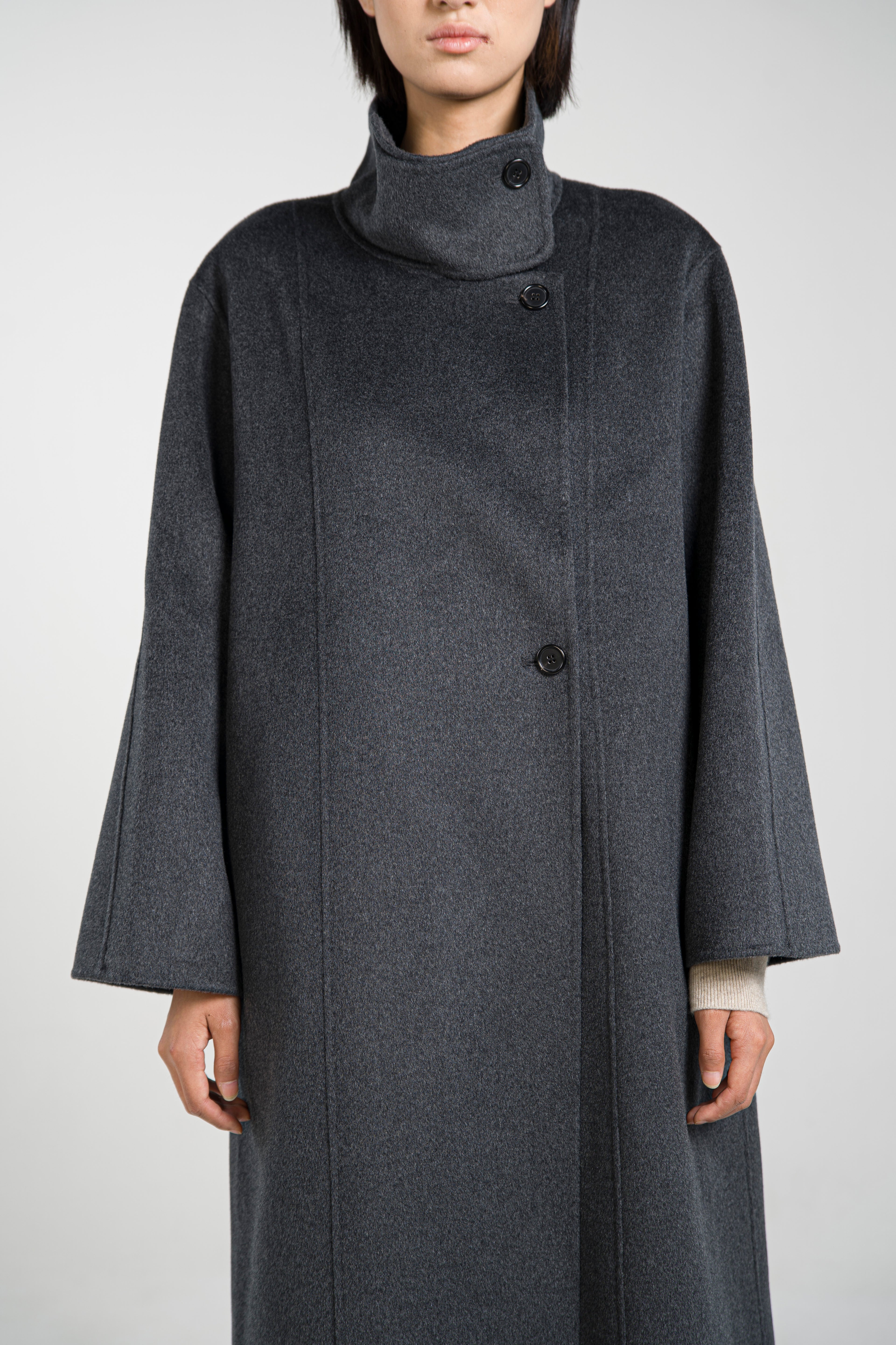 Stand-collar Straight Cut