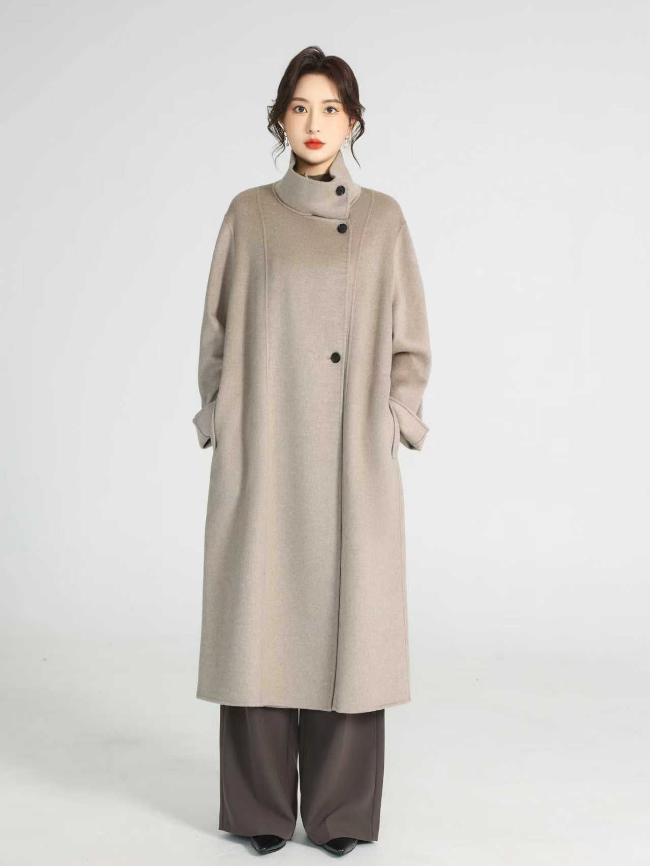 Stand-collar Straight Cut